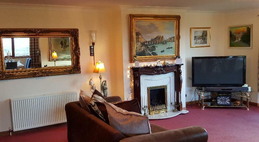 One Strathview B&B フォーファー エクステリア 写真